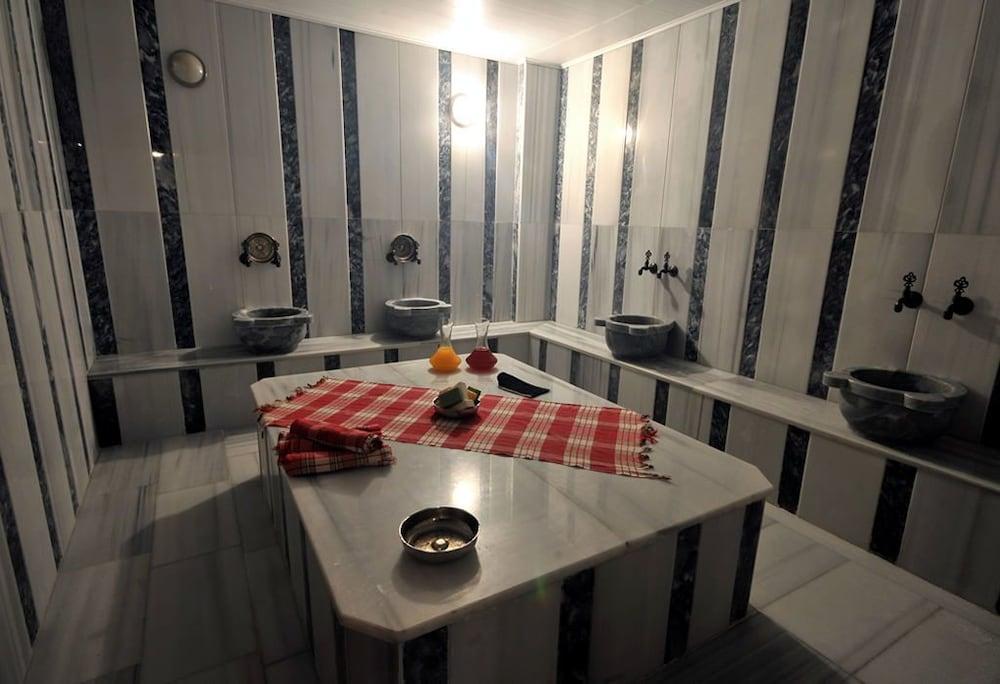 Rhiss Hotel Bostanci Istanboel Buitenkant foto