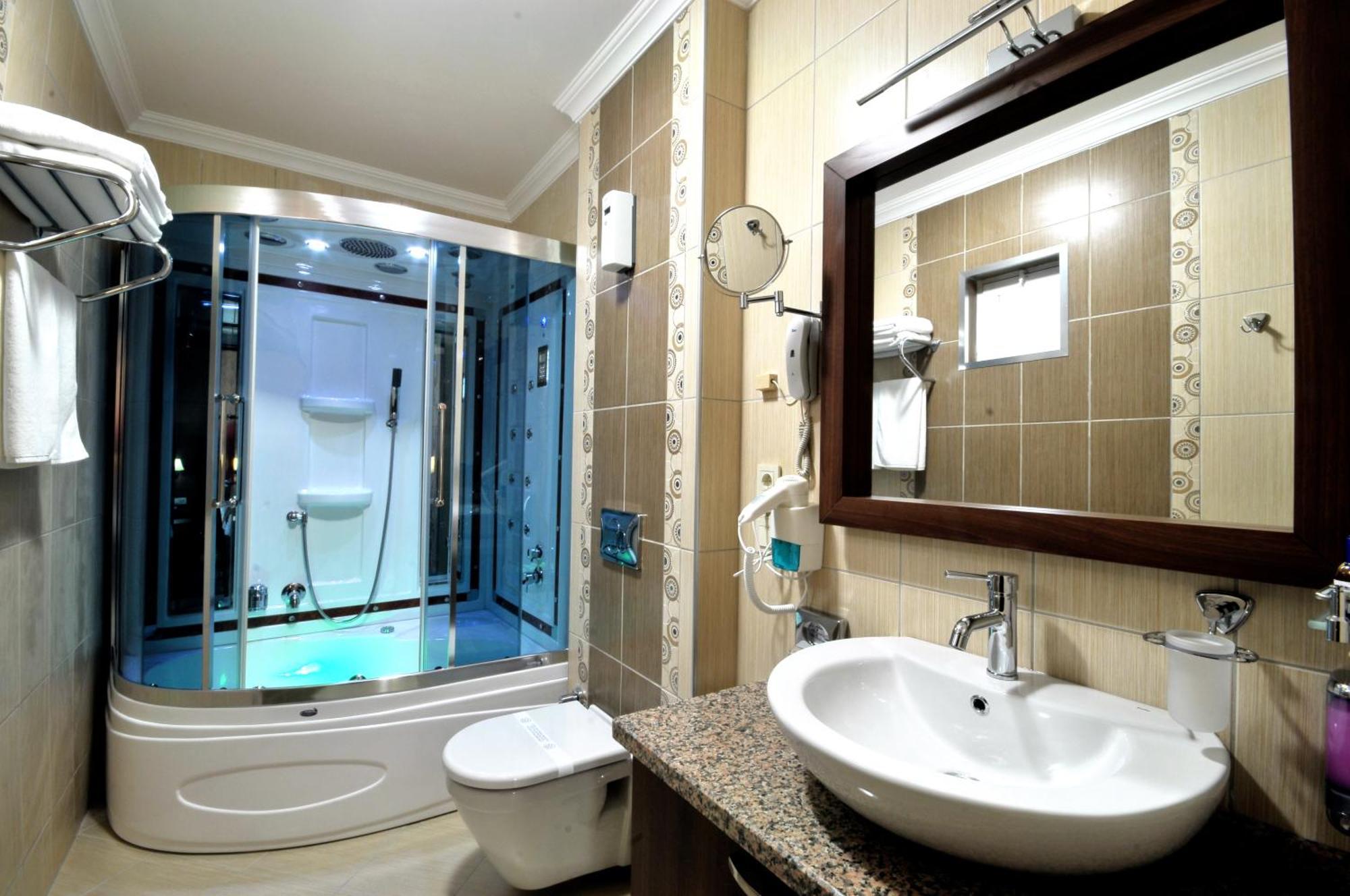 Rhiss Hotel Bostanci Istanboel Buitenkant foto